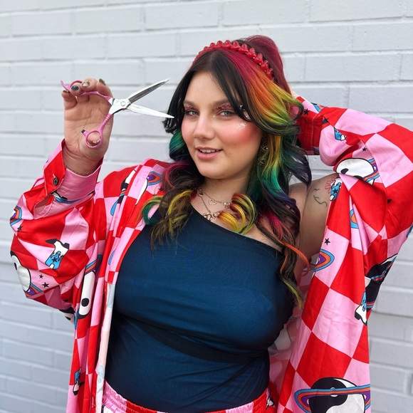 Meet your Posher, Makenzie - Picture 1 of 2